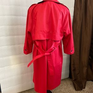 London Fog trench coat vintage size 10 Red